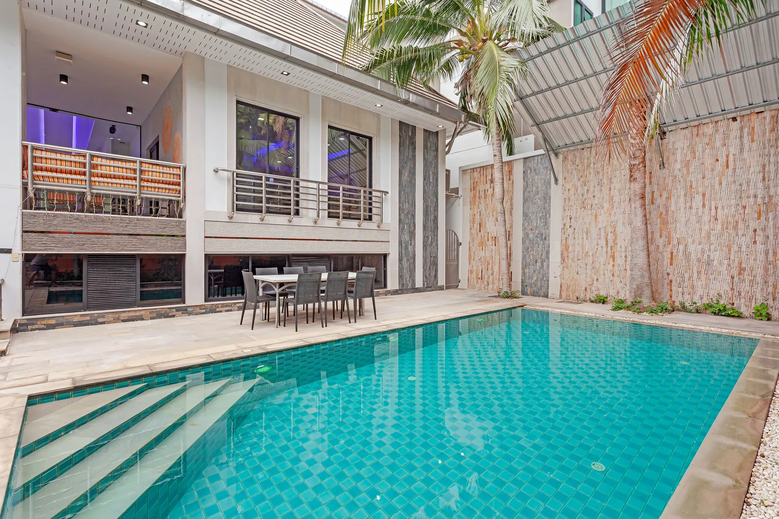 Pool — Royal Grand villa, Pratumnak Soi 2, Pattaya