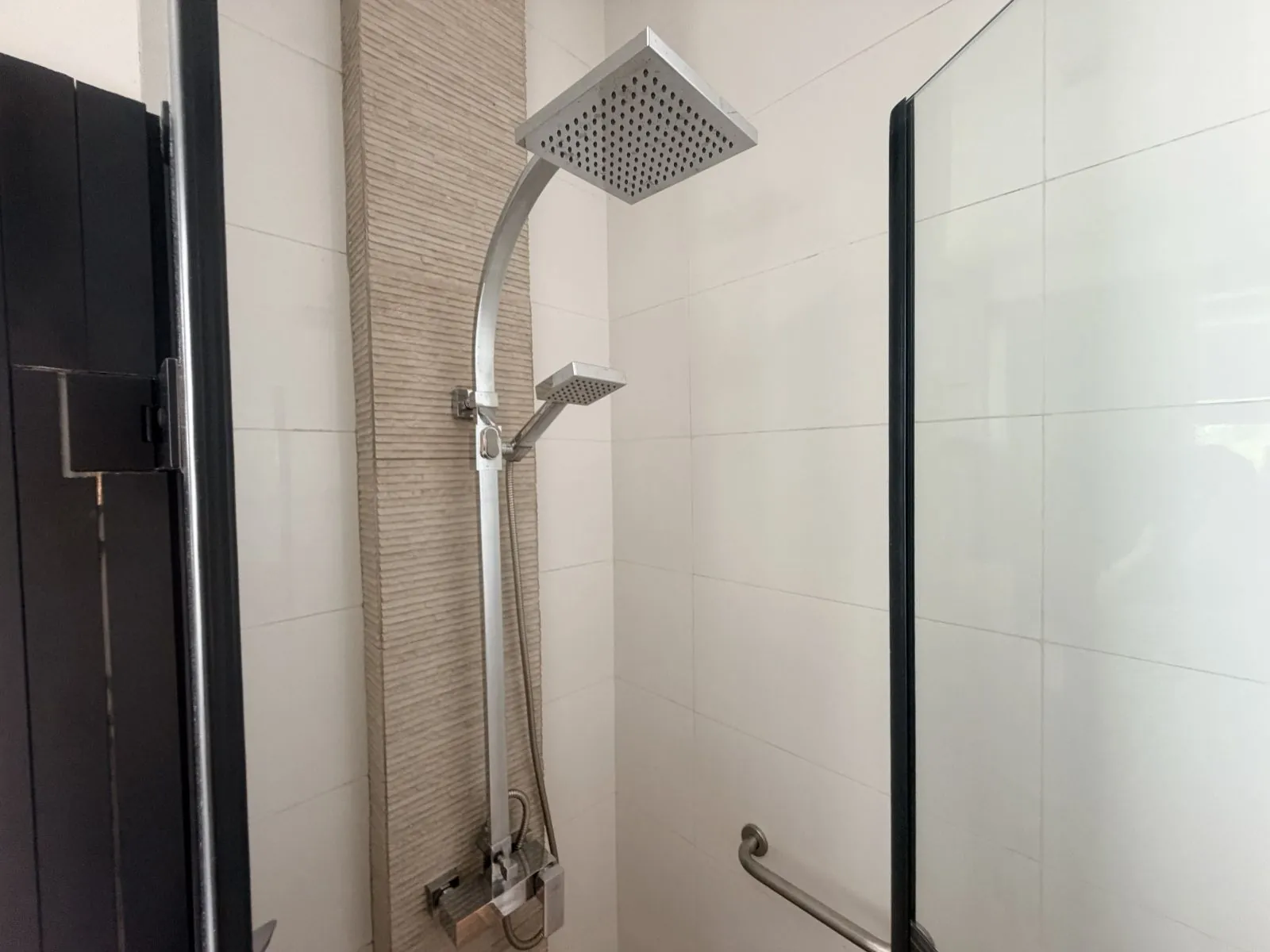 Covered Terrace — luxury villa in Si Racha, Chonburi